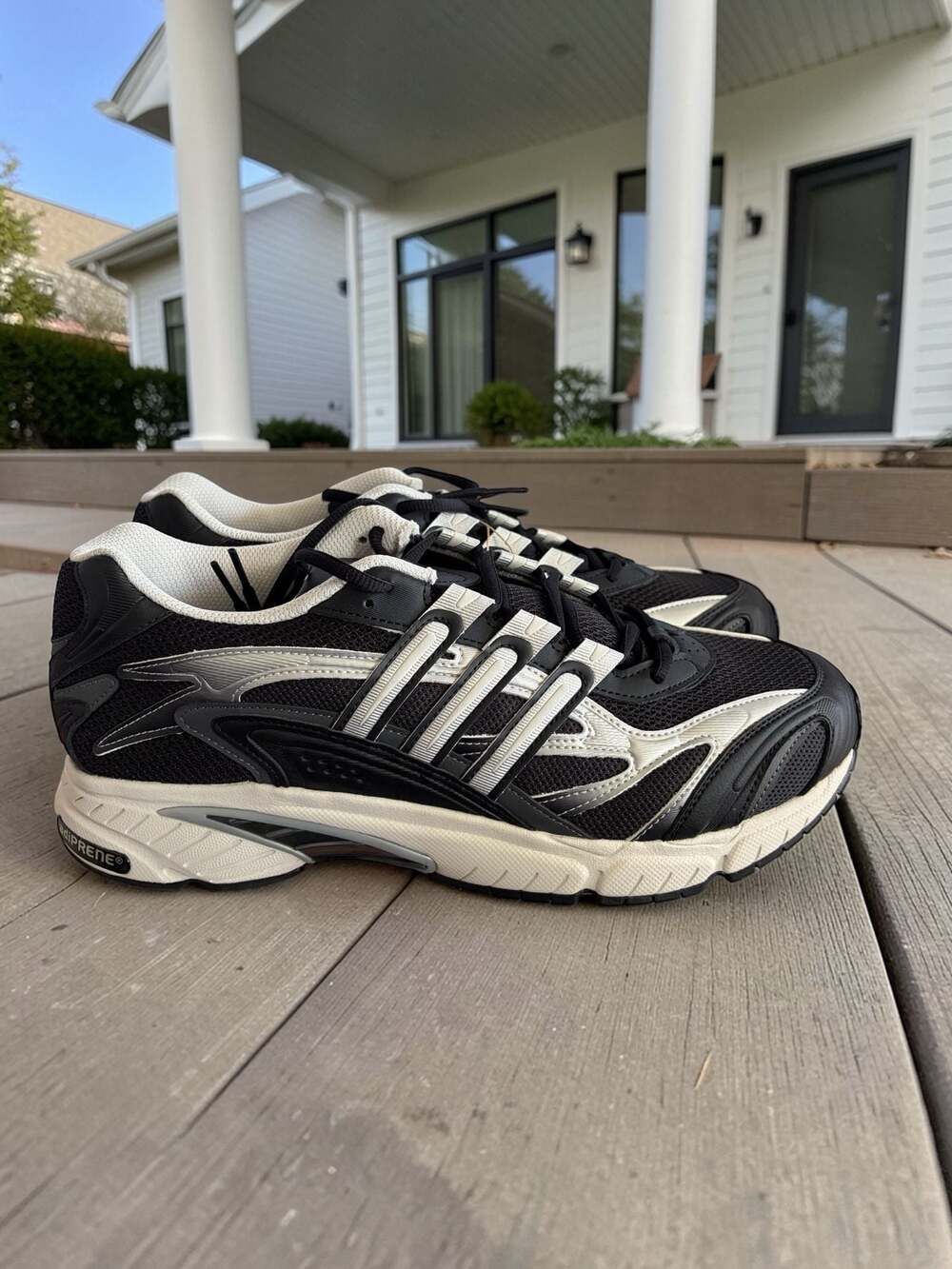 9 Mens ADIDAS TEMPER RUN 2 JH7143 Black/Grey/Grey Shoes